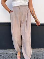 Pantalon globo raya diplomatica camel