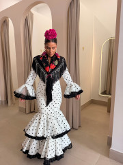 Vestido abril blanco lunar negro