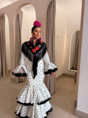 Vestido abril blanco lunar negro