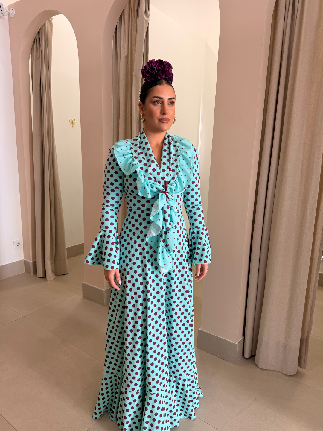 Bata Gines tuquesa lunar bugambilla