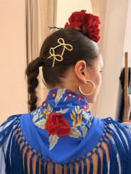 Manton Villamanrique azul con flores