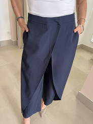 Pantalon barrel detalle cruzado