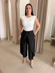 Pantalon barrel detalle cruzado