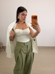 Pantalon balloon detalle pinzas