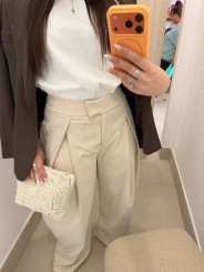 Pantalon balloon detalle pinzas