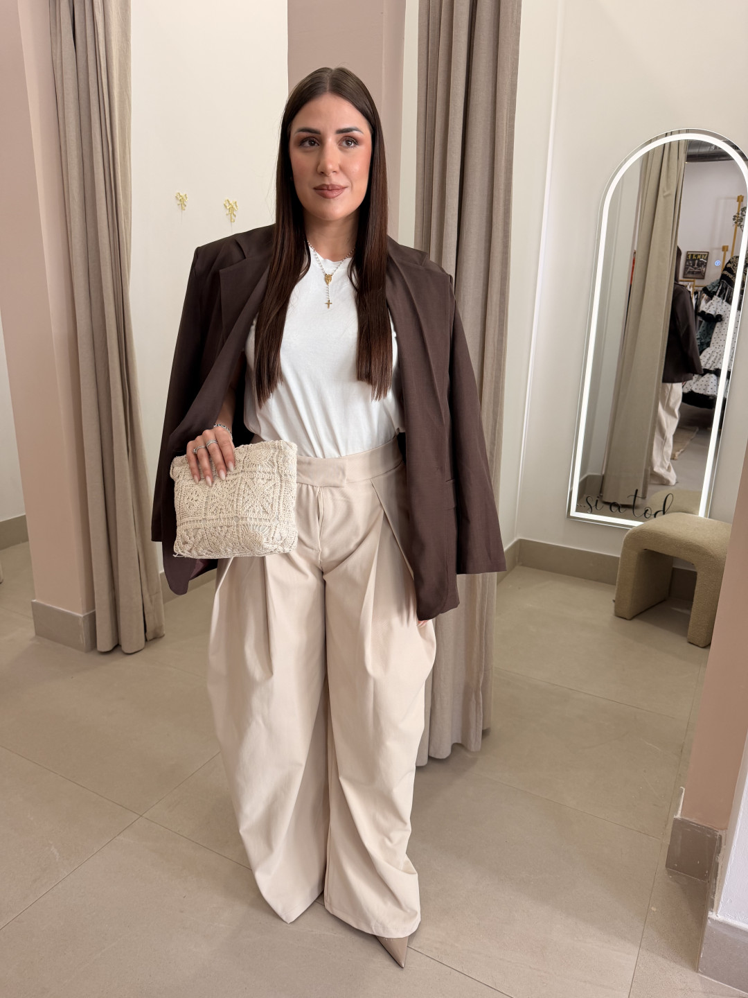 Pantalon balloon detalle pinzas