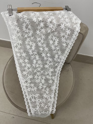 Pañuelo encaje blanco