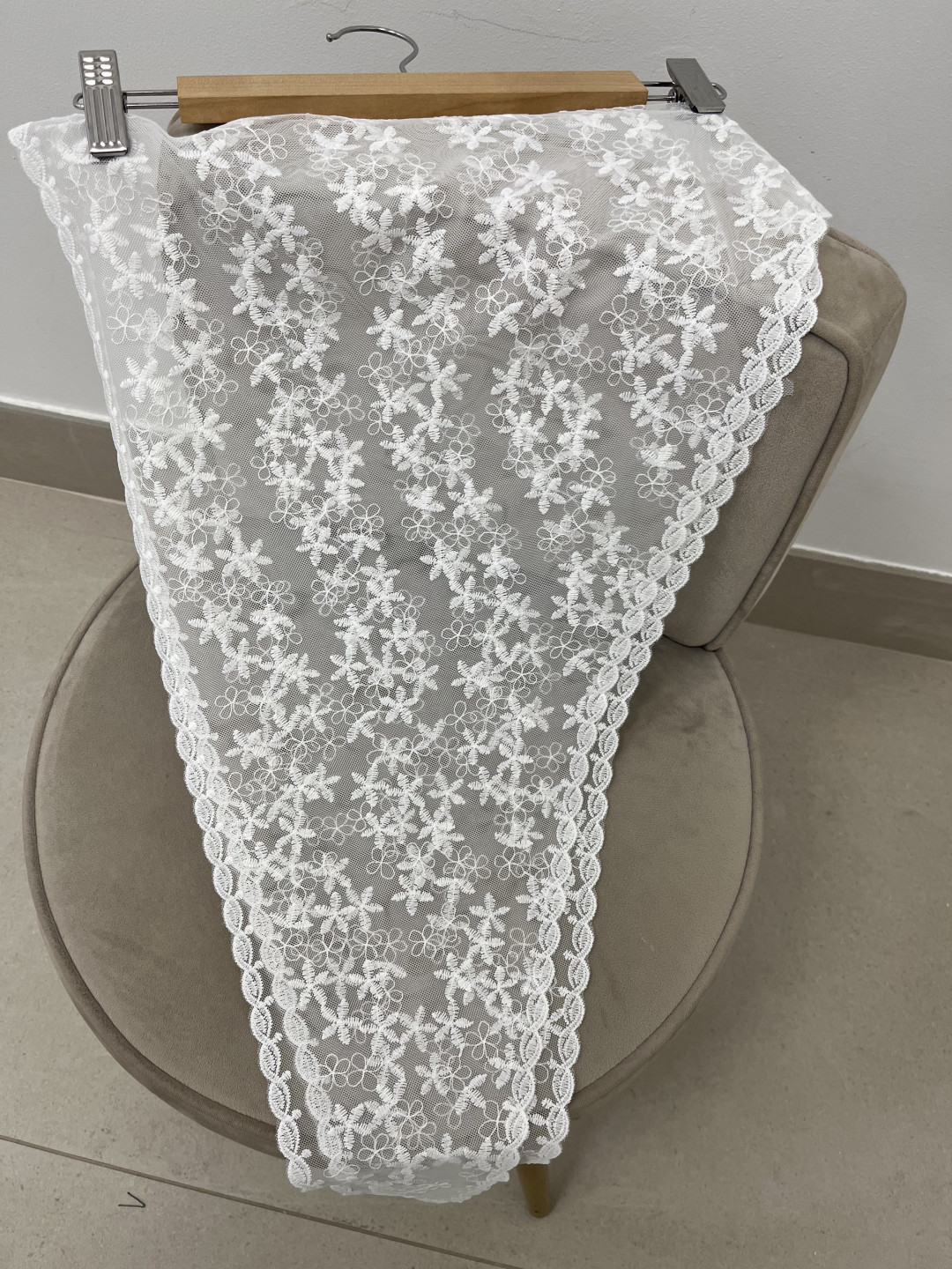 Pañuelo encaje blanco