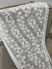 Pañuelo encaje blanco