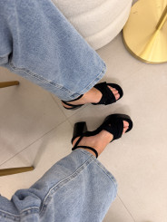 Sandalia tacón ancho plataforma negro