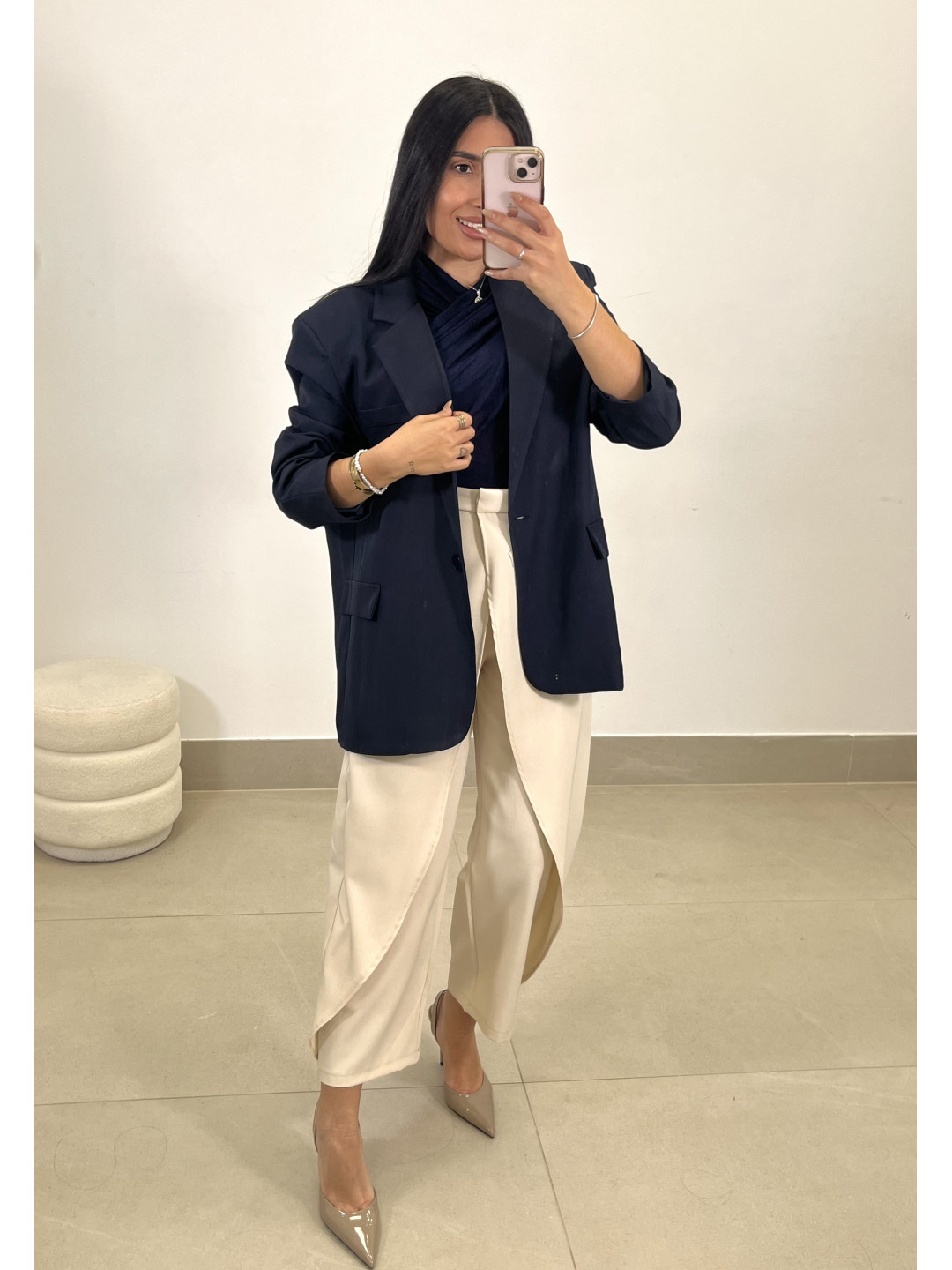 Pantalon barrel detalle cruzado beige