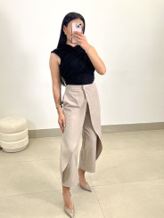 Pantalon barrel detalle cruzado taupe