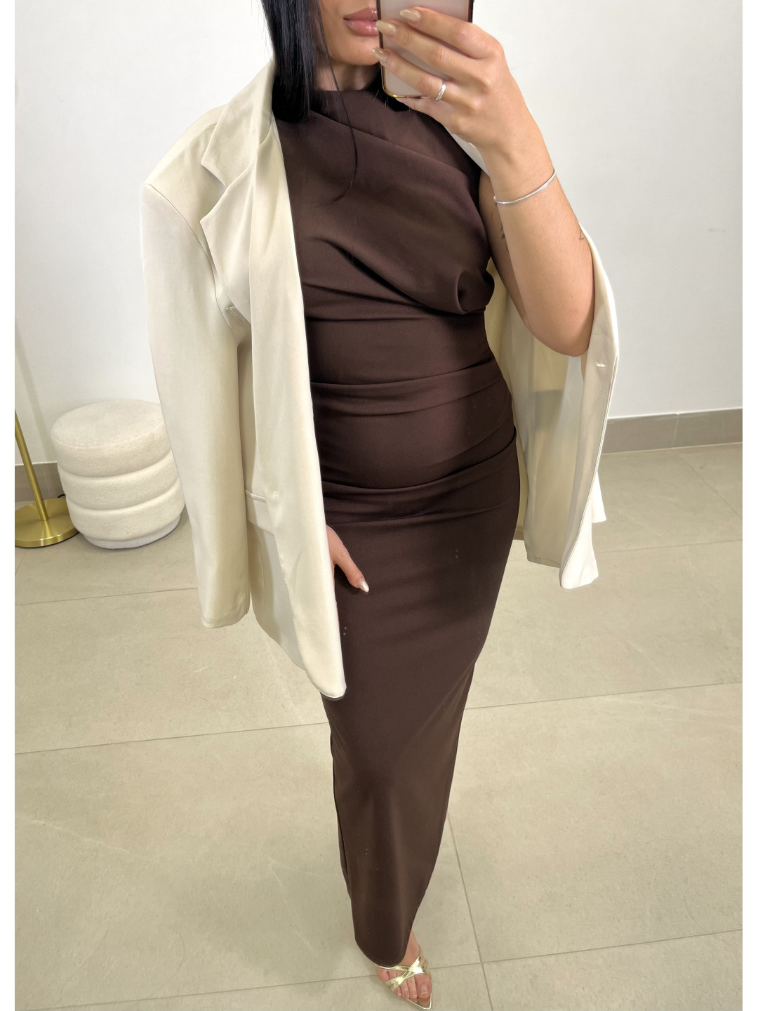 Vestido largo detalle drapeado marrón chocolate