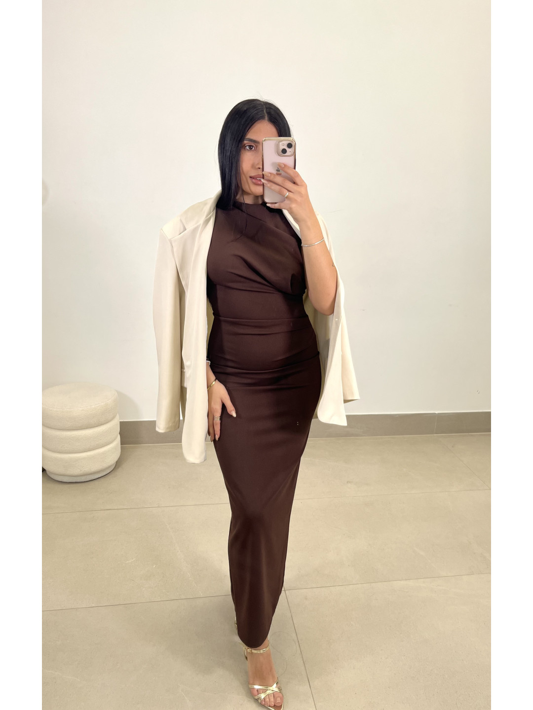 Vestido largo detalle drapeado marrón chocolate