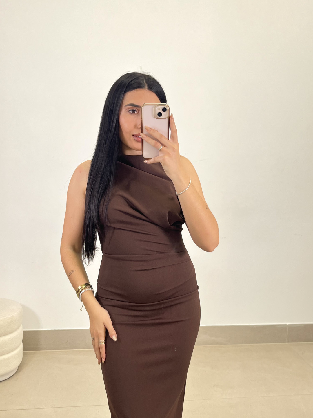 Vestido largo detalle drapeado marrón chocolate