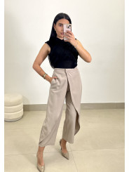 Top efecto brillos drapeado negro