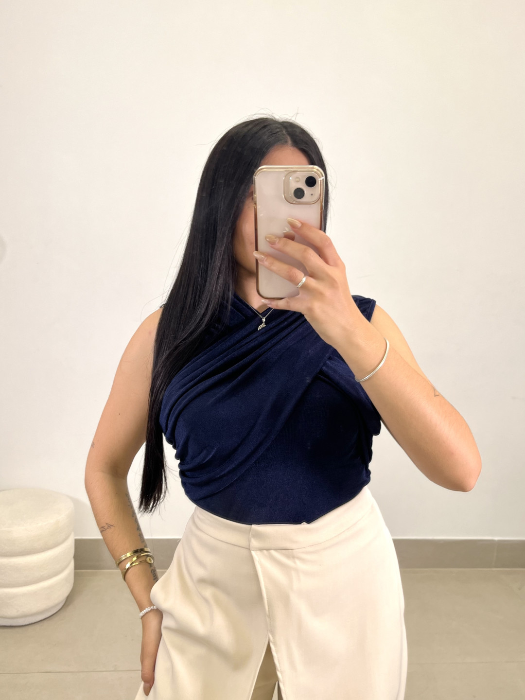 Top efecto brillos drapeado azul marino