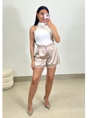 Short satinado detalle encaje beige