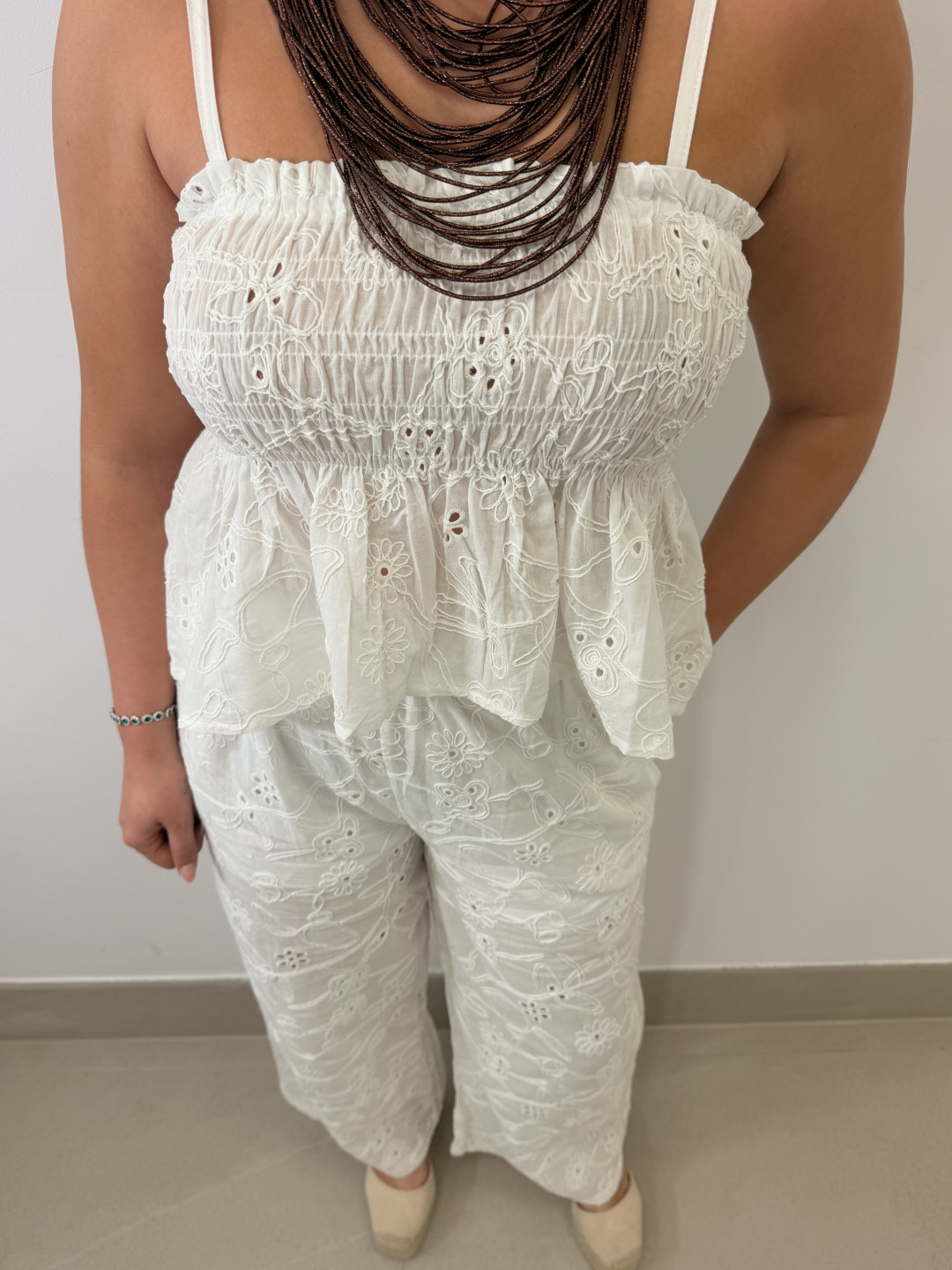 Conjunto perforado