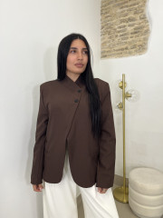 Blazer detalle cierre viral chocolate