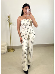 Total look lunares detalle pemplum blanco