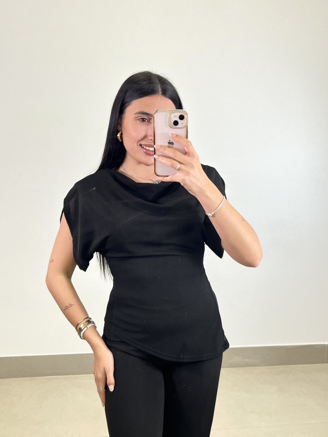 conjunto adele negro