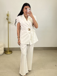 Total look carolina blanco