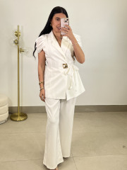 Total look carolina blanco