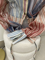 Blusa rayas multicolor detalle lazos