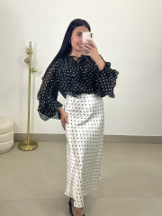 Falda satinada lunar blanca