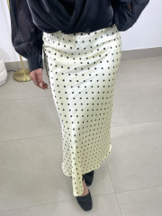 Falda satinada lunar vainilla