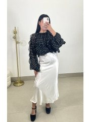 Falda satinada blanca