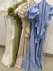 Bata perforada Maria con piquillo