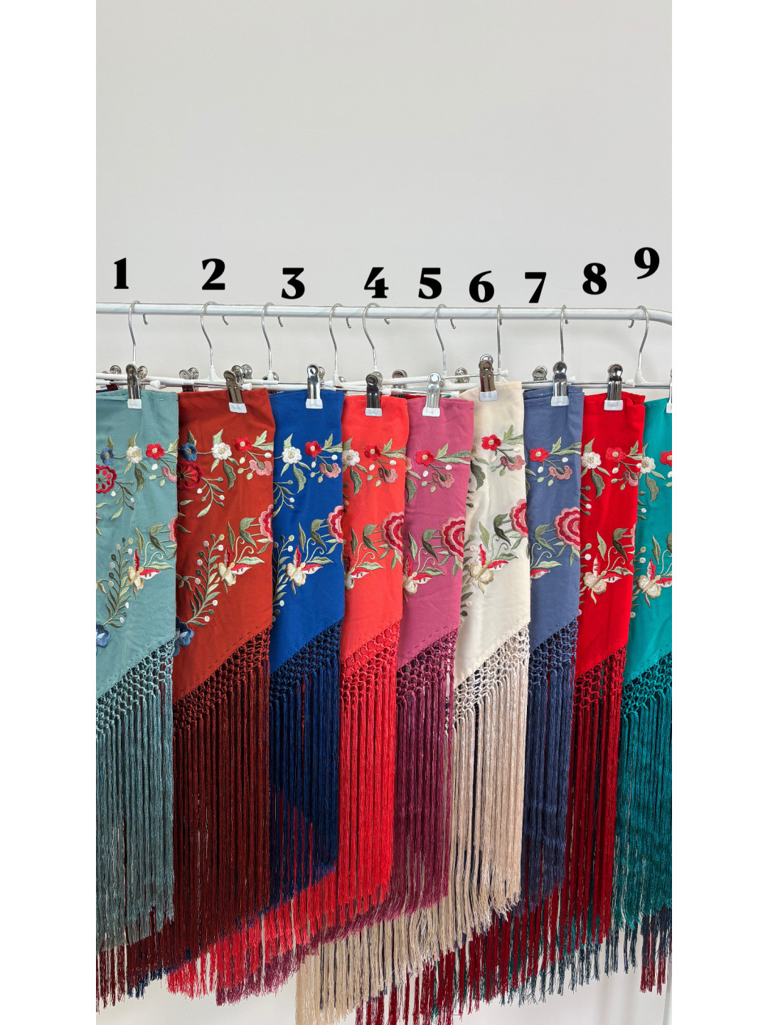 Manton flamenca fleco largo