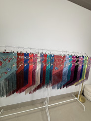 Manton flamenca fleco largo