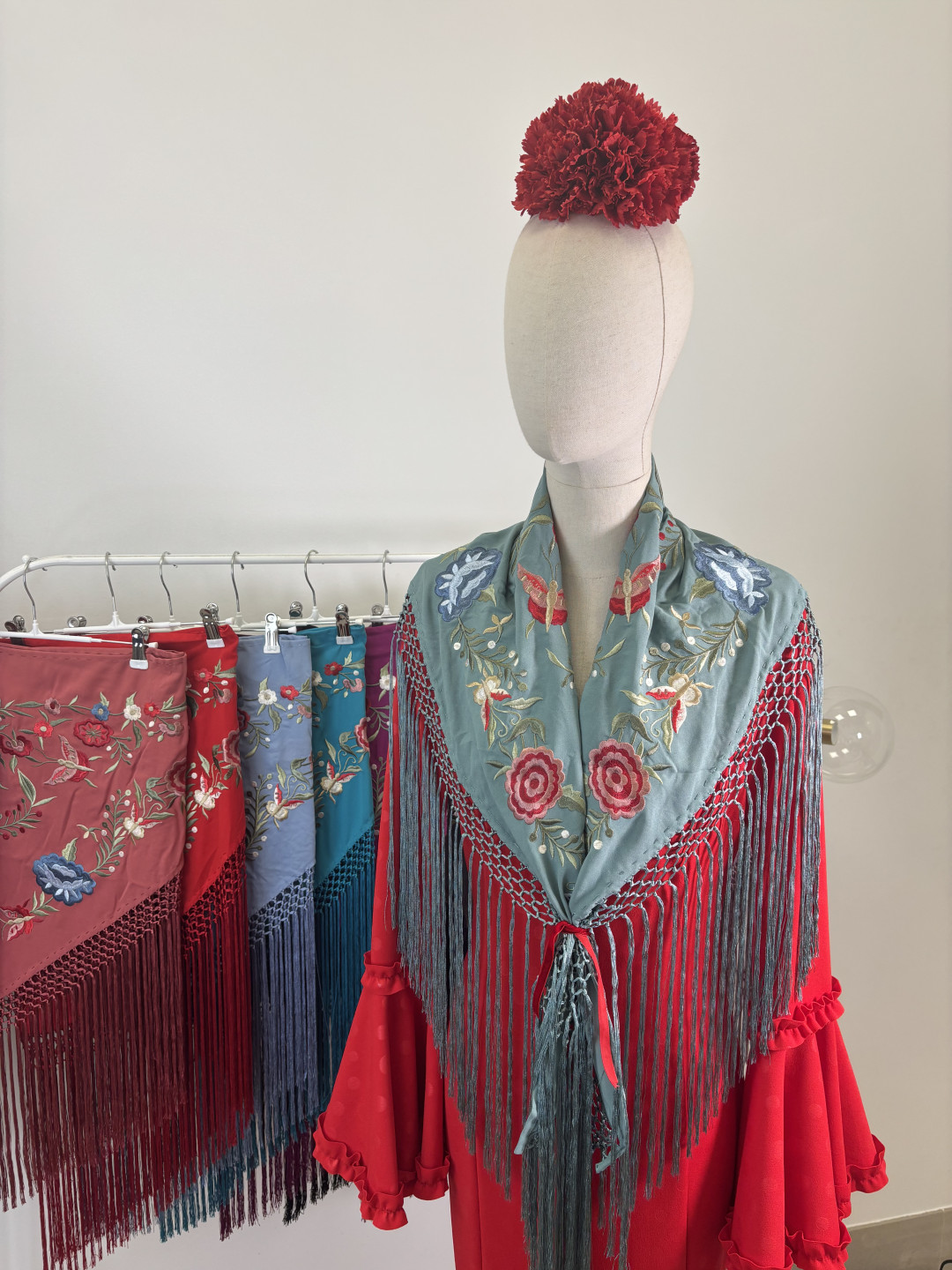 Manton flamenca fleco largo