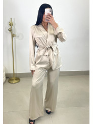 Total look Valentina beige