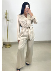 Total look Valentina beige