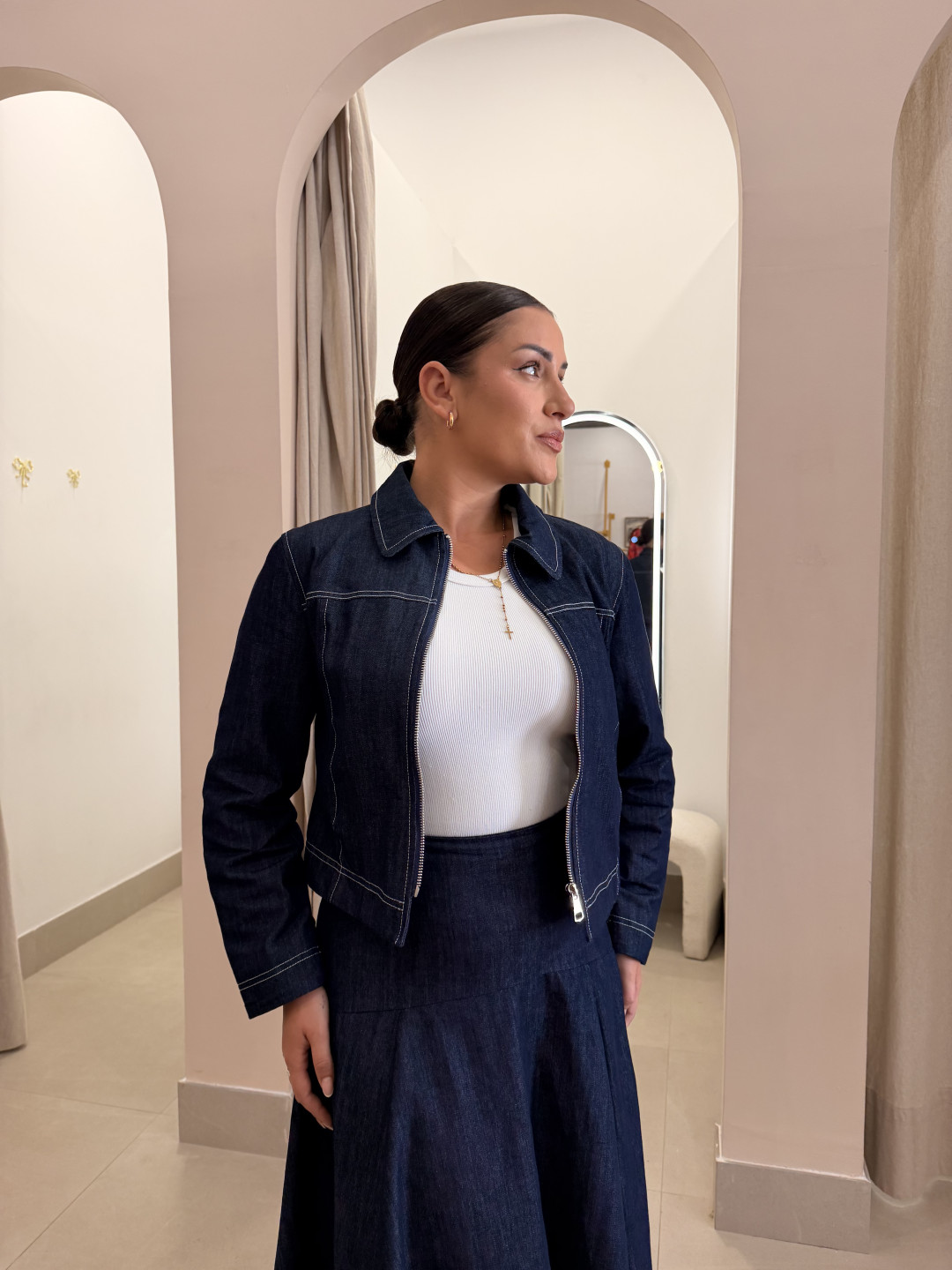 Chaqueta vaquera oscura