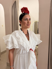 Bata perforada con piquillo Maria