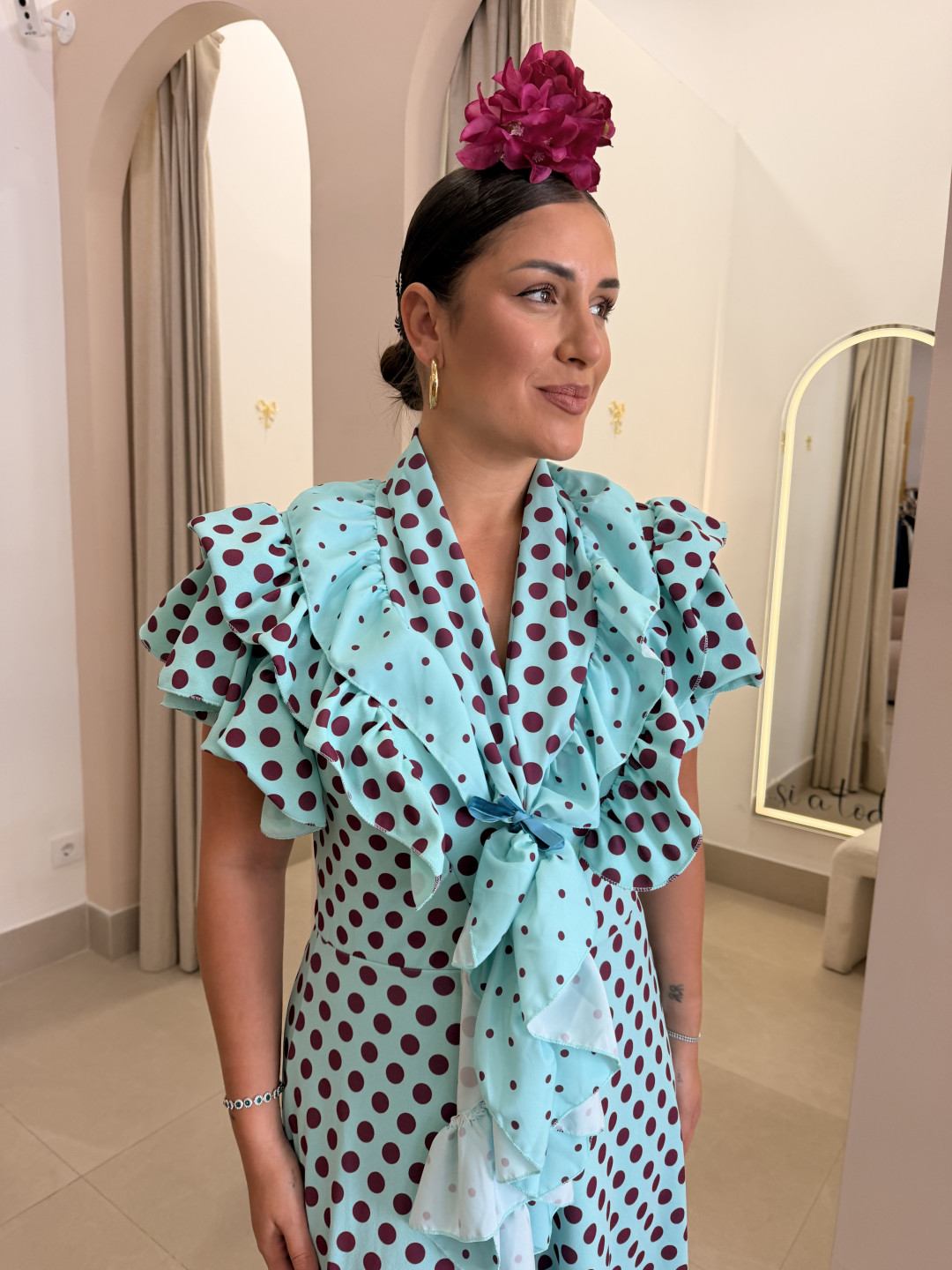 Bata Gines con volantes turquesa con lunar bugambilla