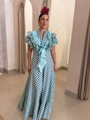 Bata Gines con volantes turquesa con lunar bugambilla