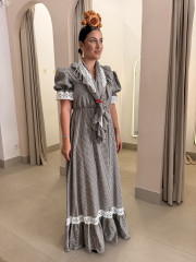 Bata vichy con piquillo marron