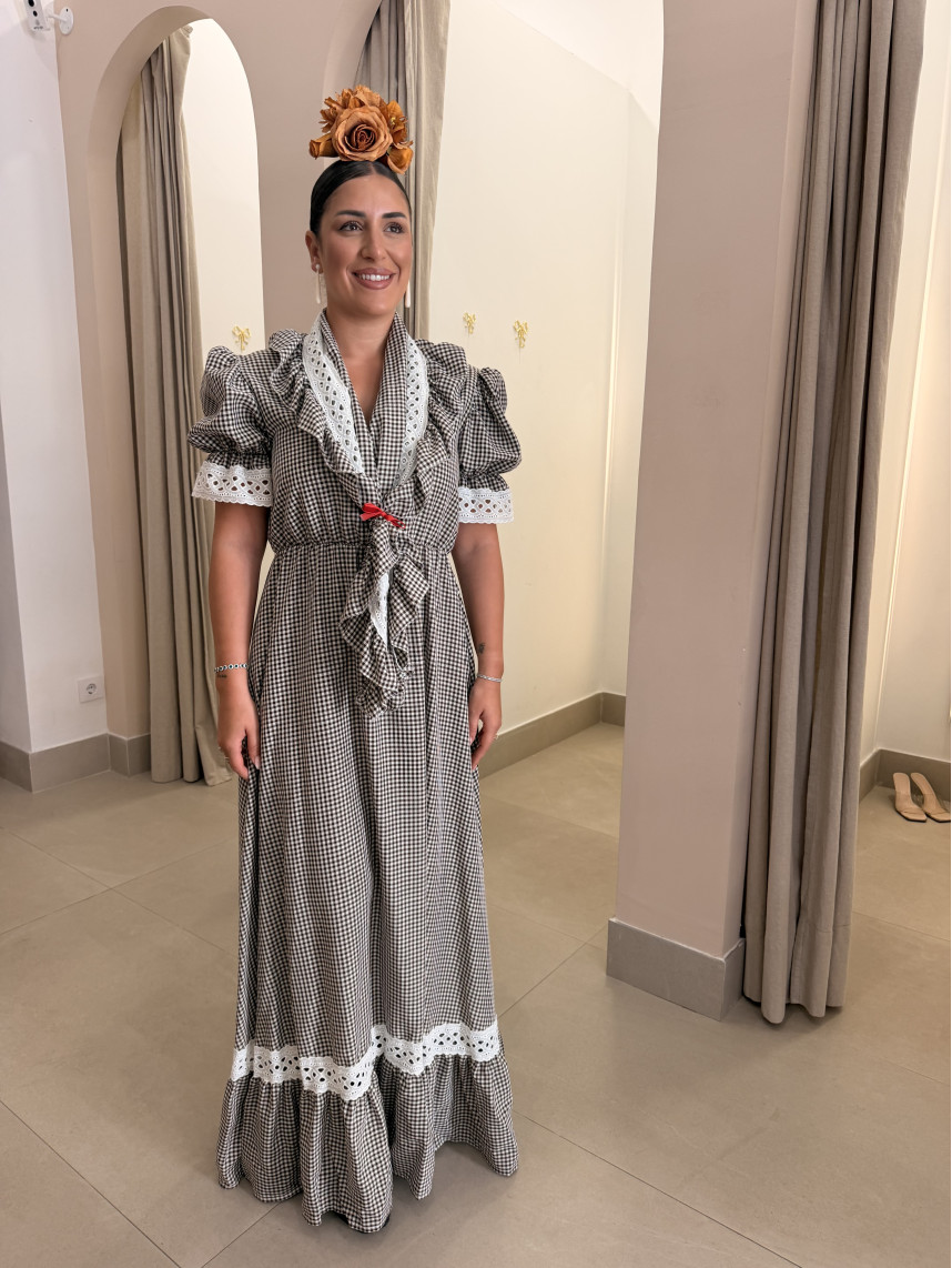 Bata vichy con piquillo marron