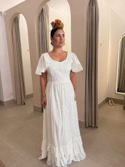 Bata perforada manga capa blanca