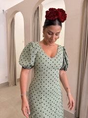 Bata marisma verde empolvado con lunar negro