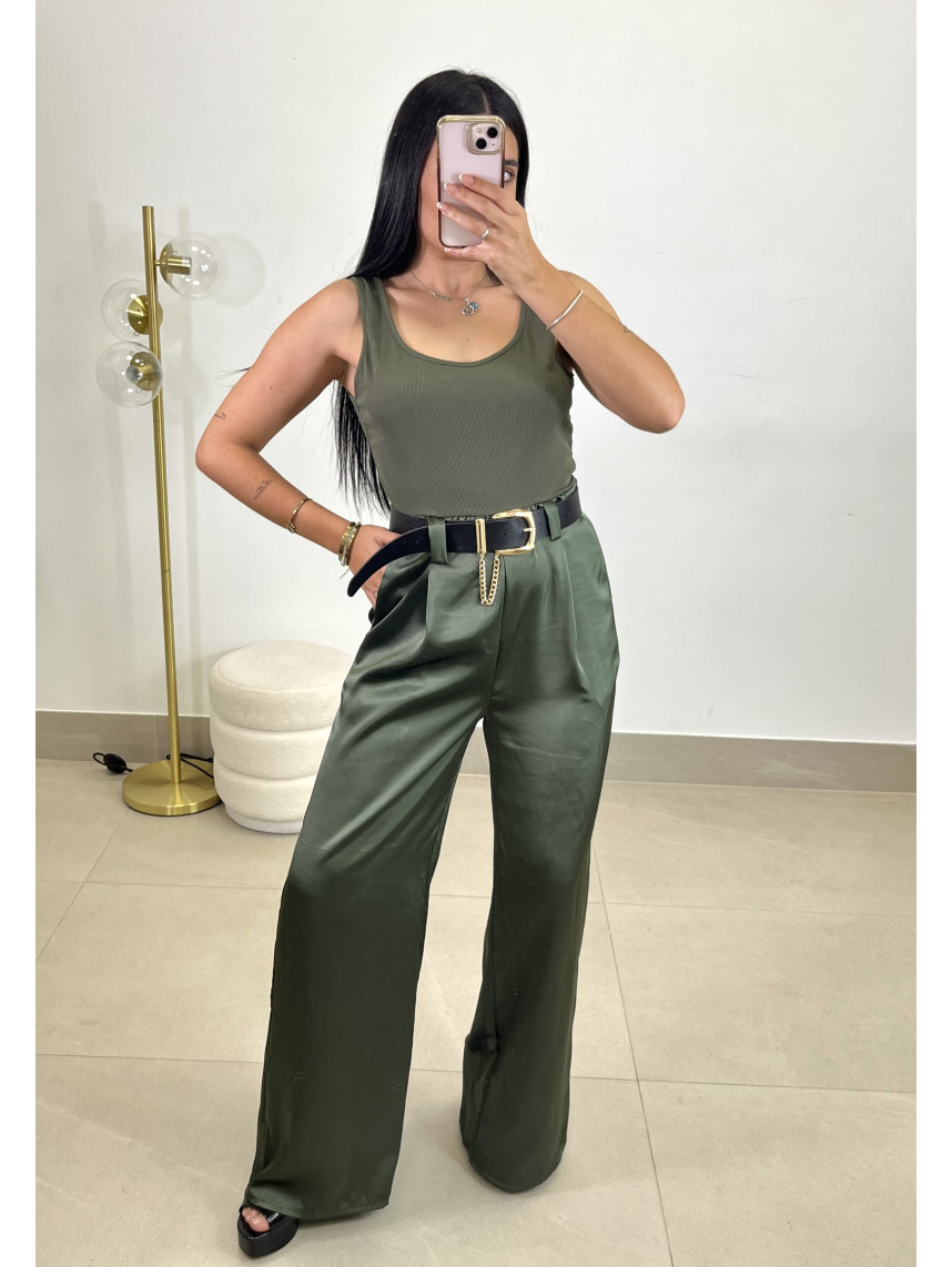 mono combinado detalle cinturon verde