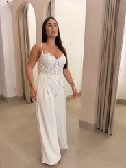 Corse detalle terciopelo blanco