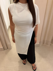 camiseta asimetrica larga