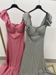 Bata cuadros vichy escote cascos